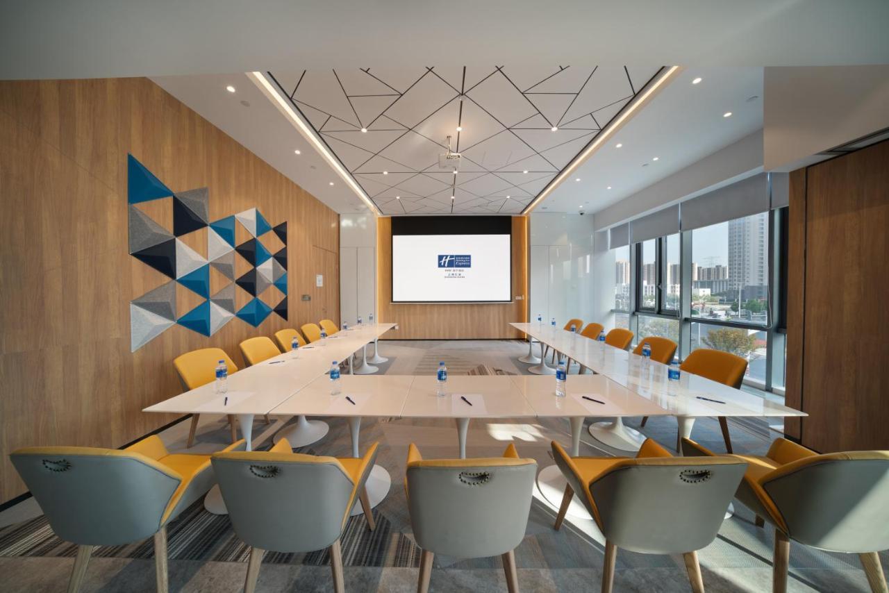 Holiday Inn Express Shanghai Huijin By Ihg Luaran gambar